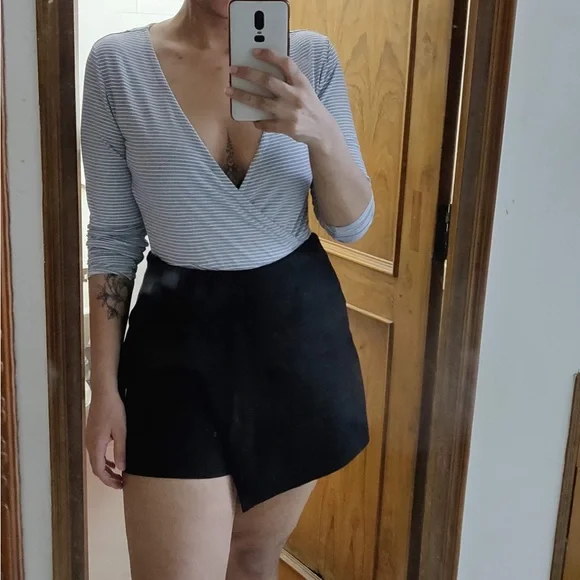 H&M Wrapover Striped Bodysuit - Picture 3 of 4